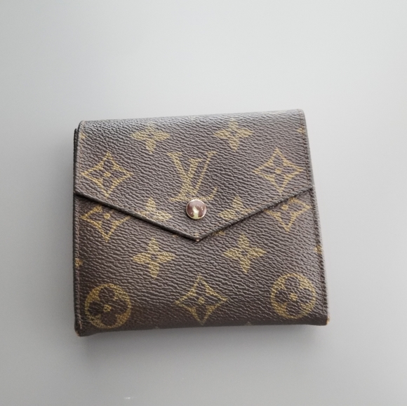 Louis Vuitton Vintage Classic Signature wallet - Picture 7 of 14